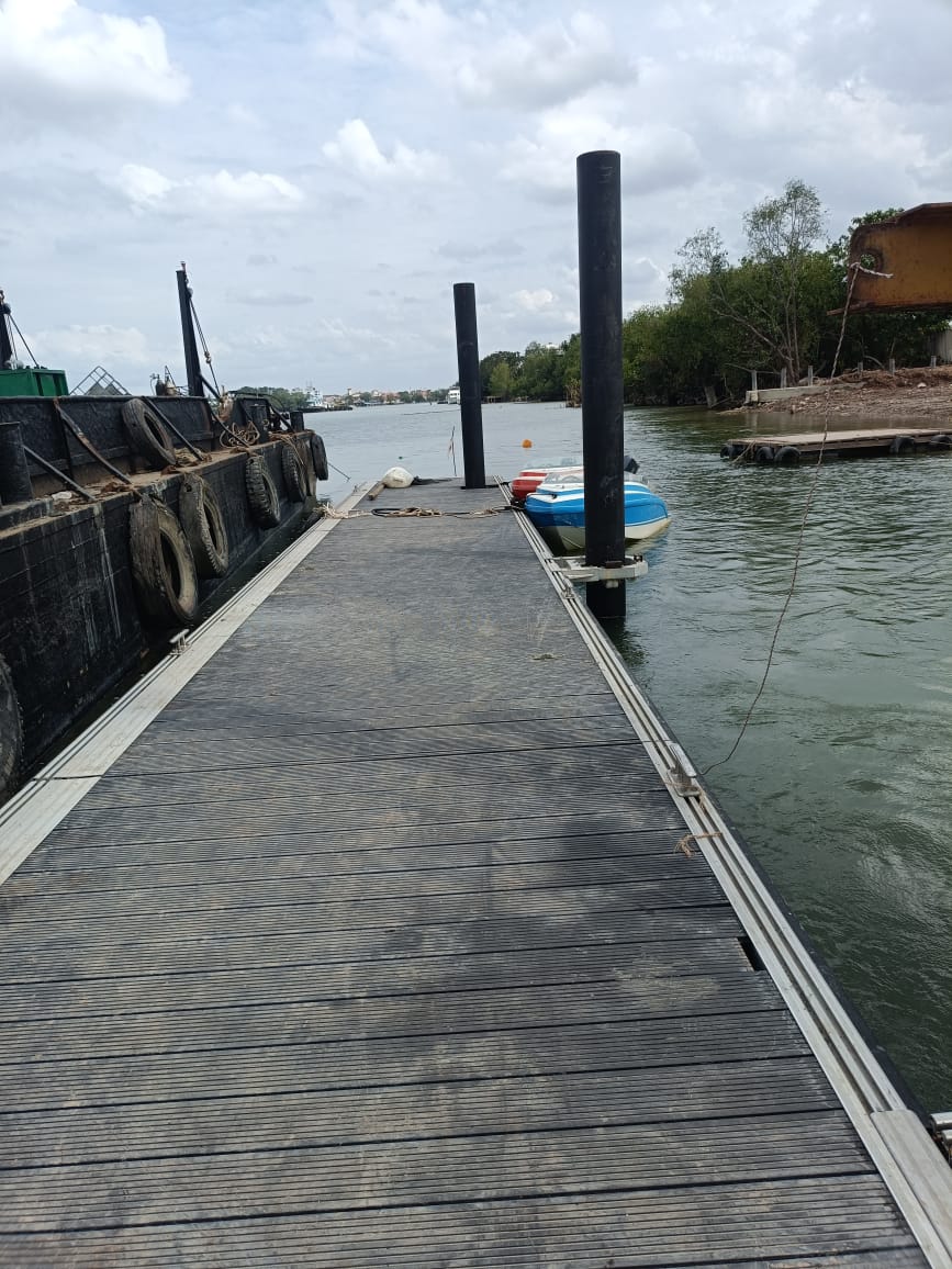 Piling Works at K11, Tanjung Agas gallery image